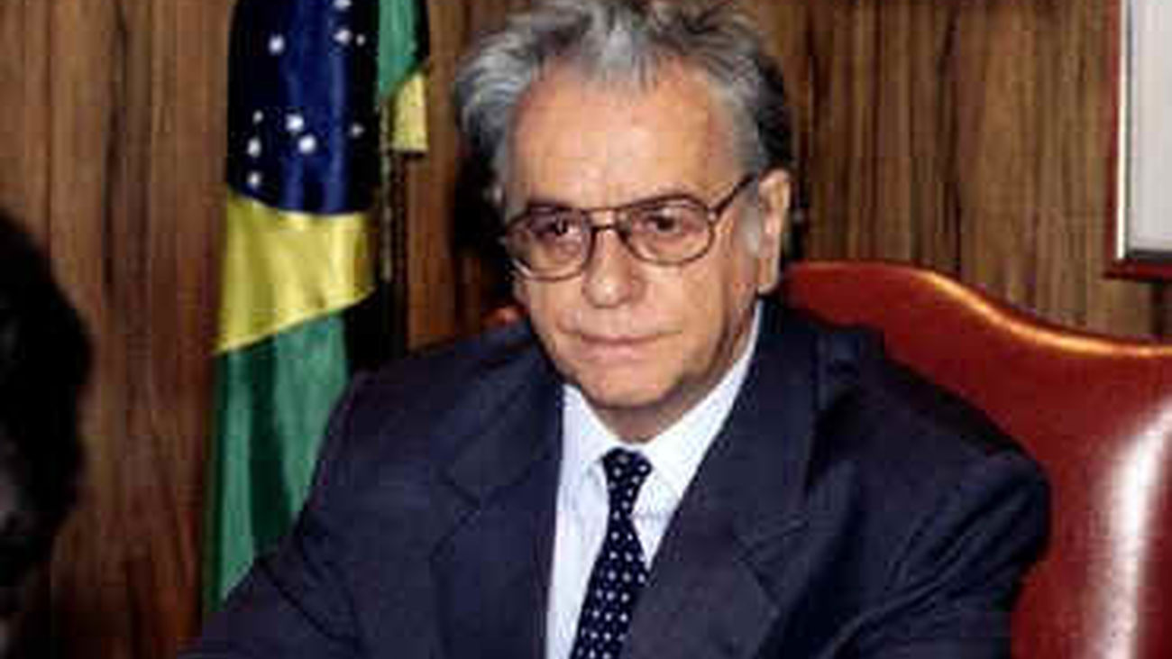 Muere el ex presidente de Brasil Itamar Franco a los 81 años de edad