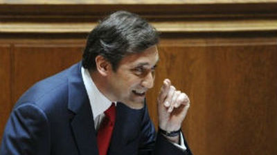 La oposición exige que se renegocie el rescate de Portugal