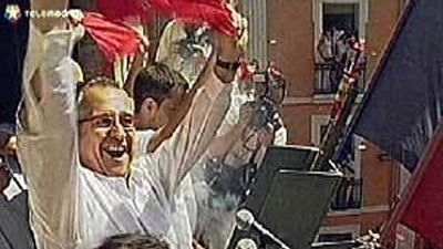 El alcalde de Pamplona lanza el 'chupinazo' y abre los Sanfermines de 2011