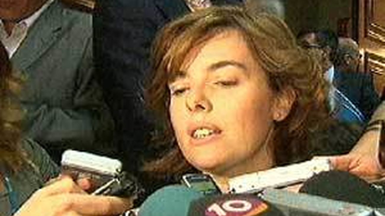 Sáenz de Santamaría: Rubalcaba "perdió la poca credibilidad que tenía"