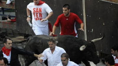 Un corredor madrileño trasladado a hospital con traumatismos tras el encierro
