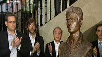 Basagoiti denuncia la estrategia de equiparación de las víctimas en el homenaje a Miguel Ángel Blanco