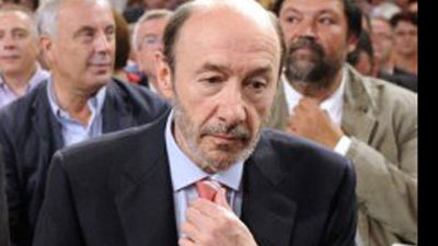 Rubalcaba cree que hoy estamos "más cerca del final"  de ETA "que ayer"