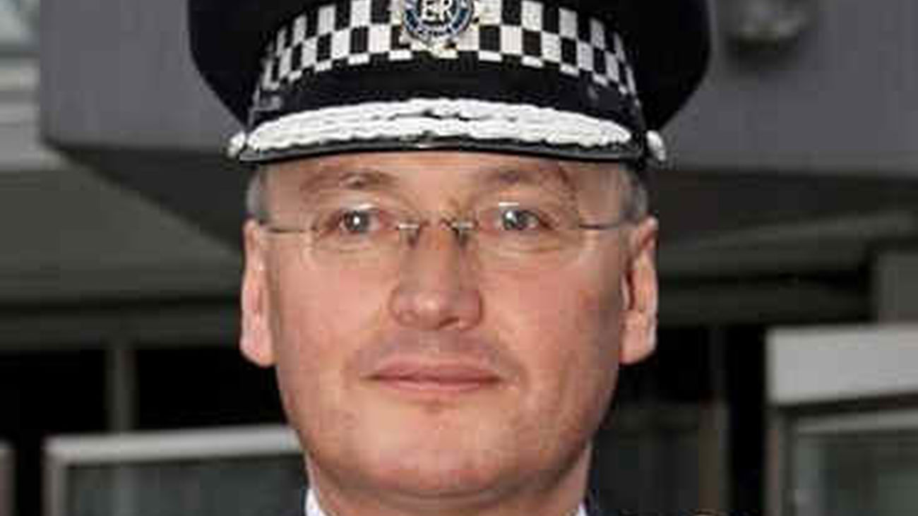 Dimite el comisario jefe de Scotland Yard por el escándalo de "News of the World"