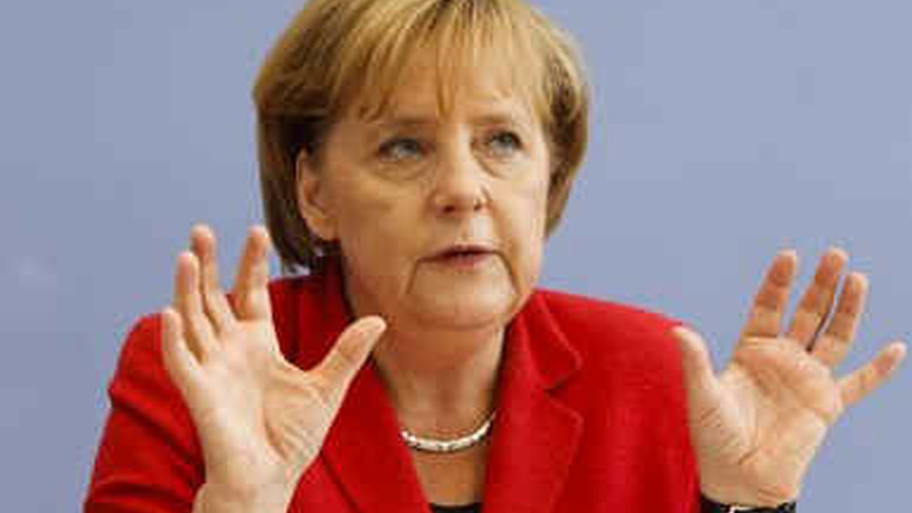 Merkel apoya una  agencia europea calificadora pero admite que el problema es la deuda