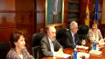 El Constitucional estudia los recursos de 14 etarras contra la doctrina Parot