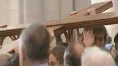 La Cruz de la Juventud llega a la Almudena tras recorrer 19.197 kilómetros por España