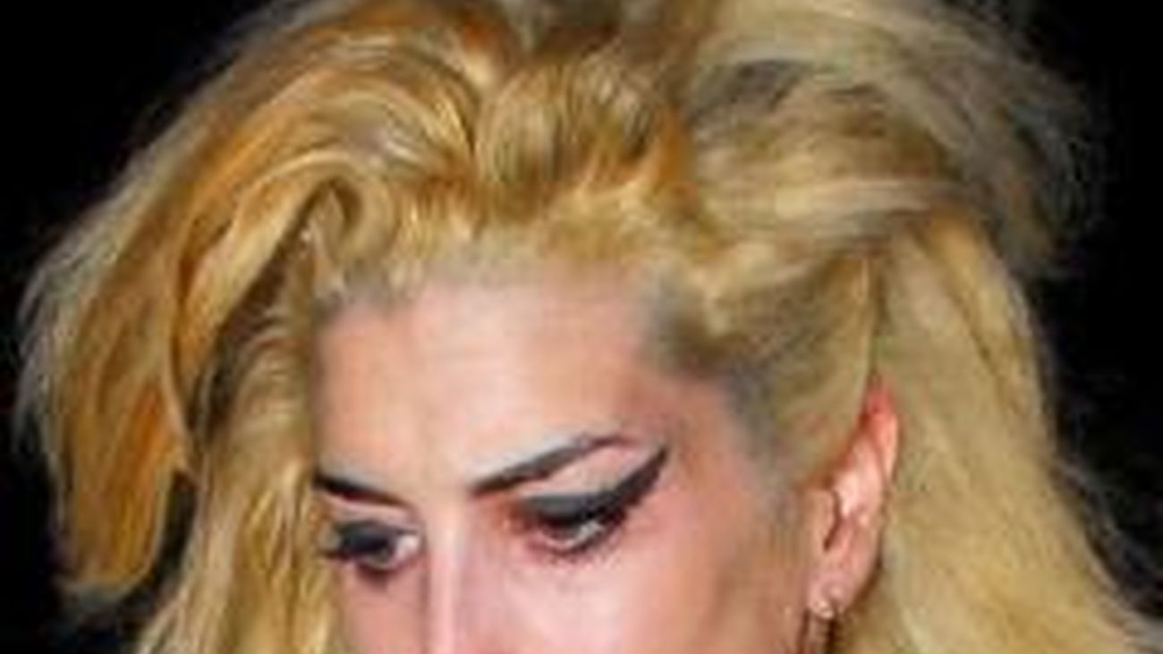 El mundo de la música rinde homenaje a Amy Winehouse