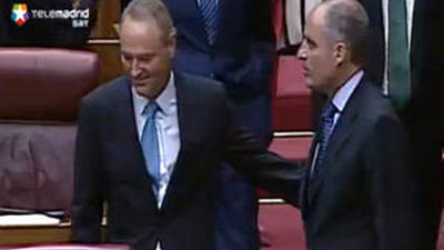 Fabra califica a Camps de  "valiente, honesto y honrado" en la sesión de su investidura