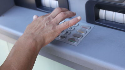 La tasa de ahorro de los hogares sube hasta el 15% de su renta disponible