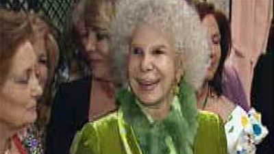 La Duquesa de Alba anuncia su enlace matrimonial  con Alfonso Díez