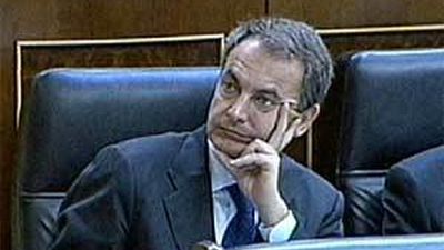 La legislatura del "pleno empleo" que acabó con recortes sociales