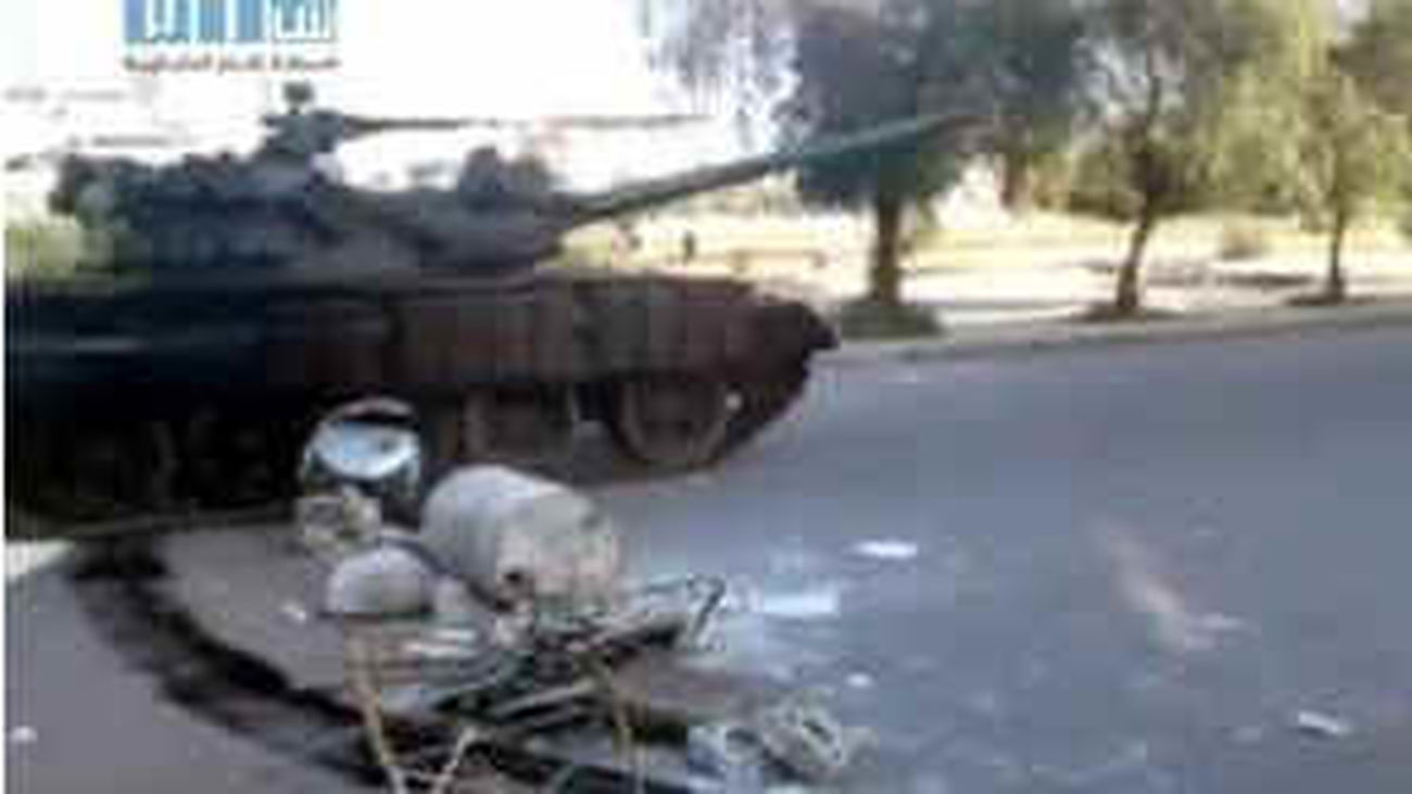 Decenas de muertos tras la entrada de tanques sirios en Hama