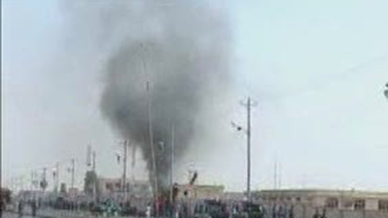 Doce policías y un menor mueren en un ataque suicida en Afganistán