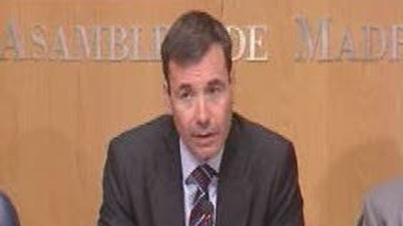 Gómez mantiene su simpatía con el mov¡miento del 15-M y el PP celebra el desalojo