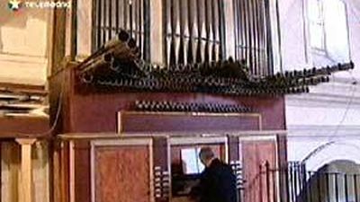 La Comunidad restaura el histórico órgano de la iglesia de San Pedro el Viejo