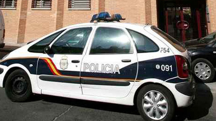 Policía intercepta en Gandía un  coche con 74 kilos de hachís
