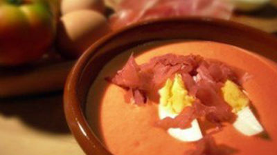 El Papa degustará salmorejo, solomillo y postres típicos en la comida con cardenales españoles y obispos madrileños