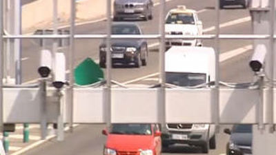 El Ayuntamiento coloca un radar al kilómetro 6,7  de la M-30, frente al parque de Fuente del Berro