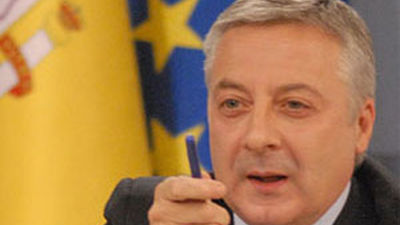 Blanco avisa a Bildu de que el TC puede impedir que se presenten