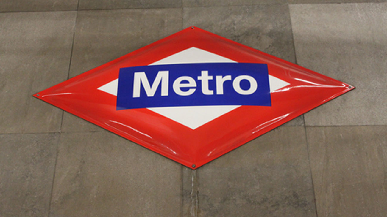 La demanda de viajeros de metro por la celebración  de la misa en Cibeles fue del 200%