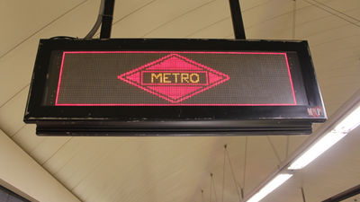 La estación de Sol funciona con normalidad tras haber vuelto a ser cerrada durante las protestas de anoche