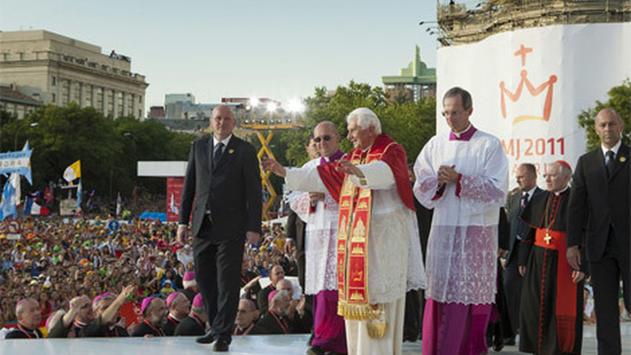 El Papa Benedicto XVI en Cibeles