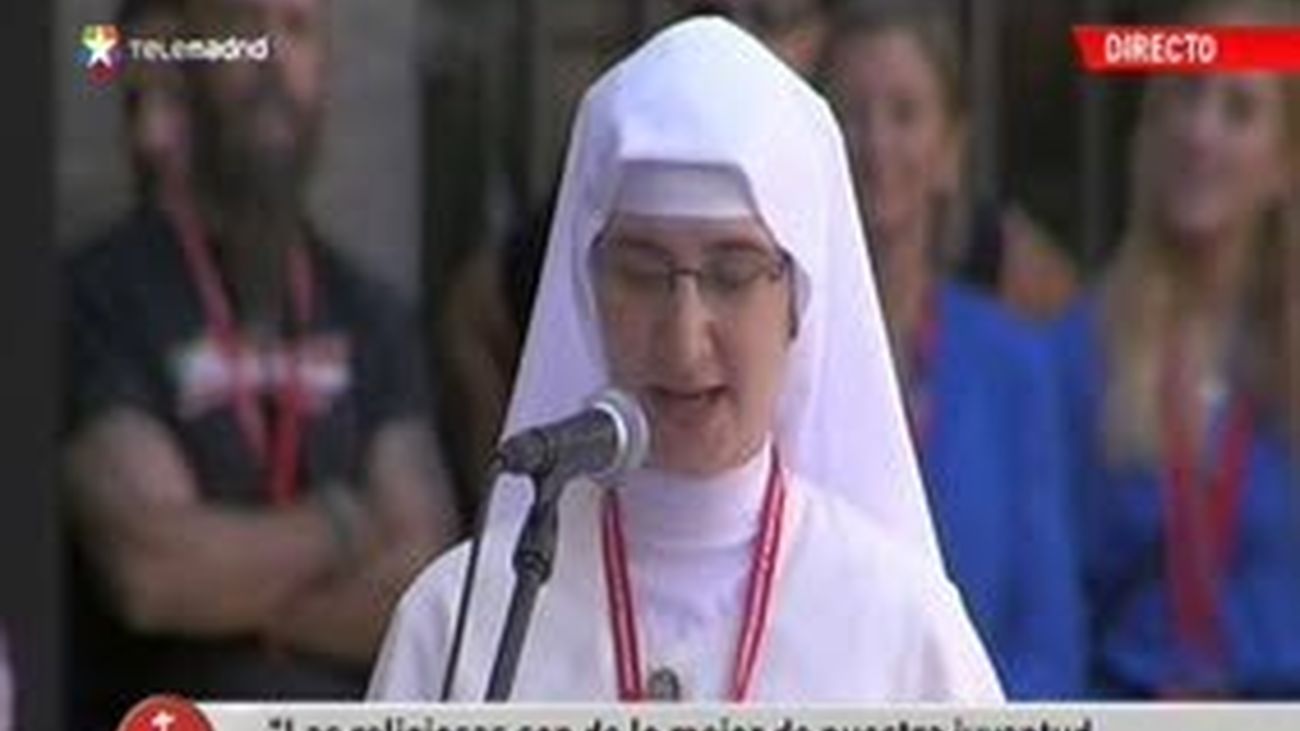 La religiosa Belén se dirige al Papa