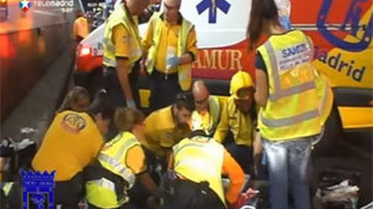 Muere tras caerse de un coche en marcha y ser atropellado por otro que iba detrás