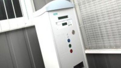 Prostitutas de Bonn deben pagar impuesto diario en autómata callejero