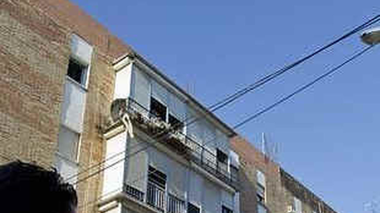 En estado grave un bebé de 16 meses tras caer de un cuarto piso en Sevilla