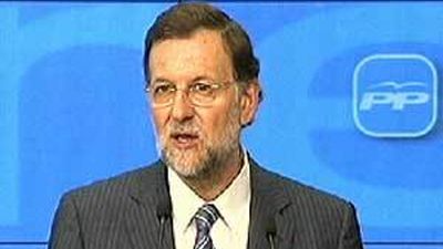Rajoy dice que el camino para superar la crisis sólo lo puede recorrer el PP