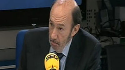 Rubalcaba recaudará 2.400 millones de "impuestos" al patrimonio y a los bancos