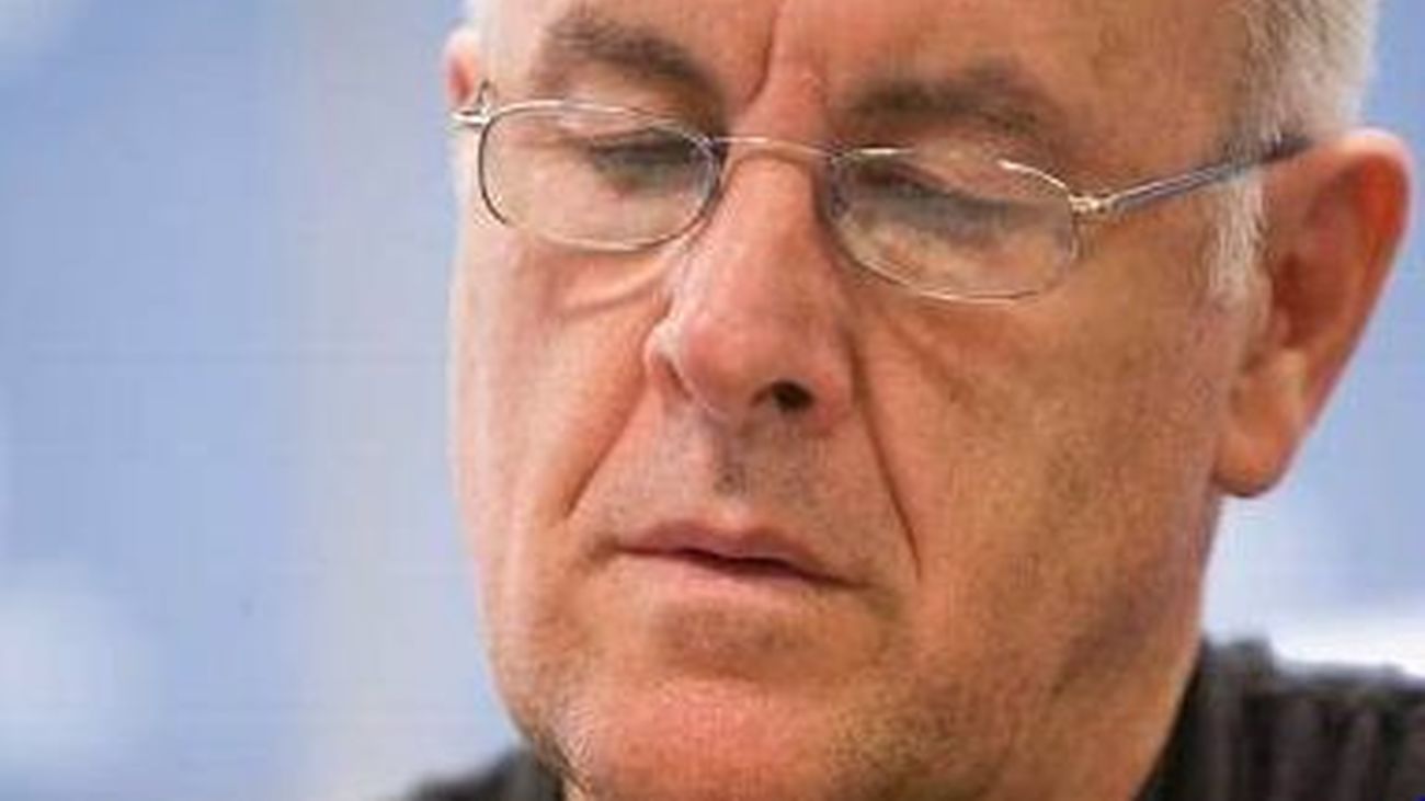 Cayo Lara, elegido candidato de  IU a la presidencia del Gobierno