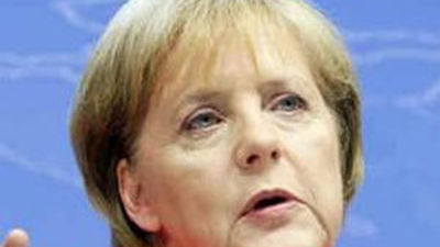 Merkel asegura que la eurozona encontrará la fórmula para rescatar a Grecia