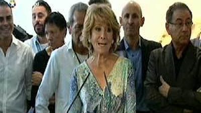 Aguirre homenajea al diseñador Jesús del Pozo  presentando en su taller la Cibeles Fashion  Week