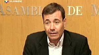 Gómez: "Si Torres Mora no es incluido en las listas por Málaga, le pediré que venga por Madrid"