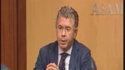 Granados: en Andalucía  los profesores de Secundaria tienen jornadas de 20 y 21 horas