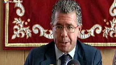 Granados llama a Gómez 'Papandreu de la pequeña Grecia' en referencia a Parla