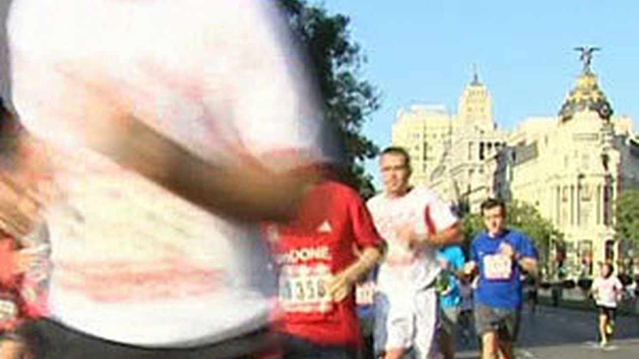 Chema Martínez gana la carrera 'Madrid corre por Madrid''