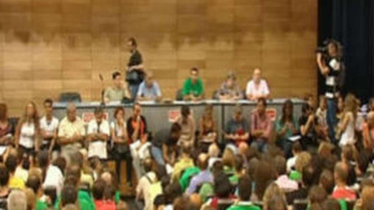 Profesores, padres y alumnos se encierran en institutos de  de Madrid durante este martes y miércoles