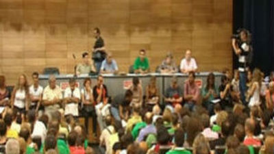 Profesores, padres y alumnos se encierran en institutos de  de Madrid durante este martes y miércoles