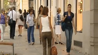 La confianza de los consumidores aumenta una décima en junio