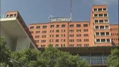 La Generalitat catalana reducirá a la mitad la paga de navidad al personal de Sanidad