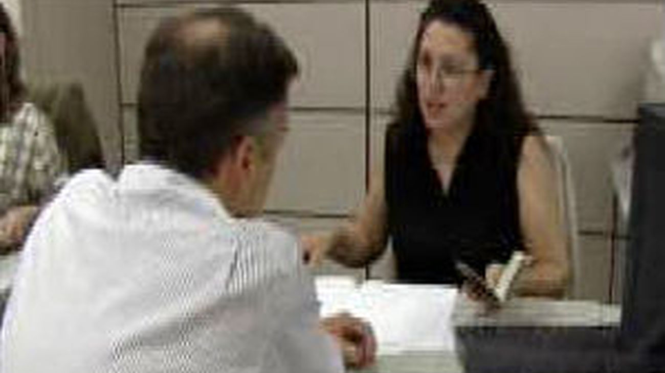 El paro sube en 95.817 desempleados en septiembre, su mayor repunte desde 1996