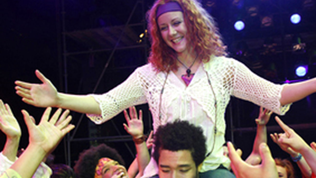 El musical 'Hair' invade desde mañana la Gran  Vía madrileña con el espíritu hippie de los años 60