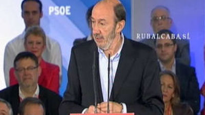 El PSOE aprueba sus listas con 14 abstenciones,  entre ellas Izquierda Socialista, Tomás Gómez y parte del PSM