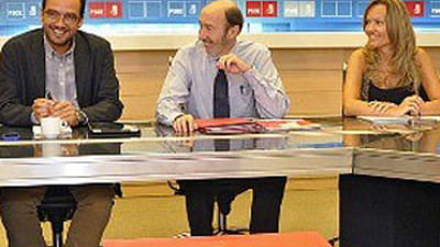 Los barones del PSOE discrepan sobre el momento de celebrar las primarias