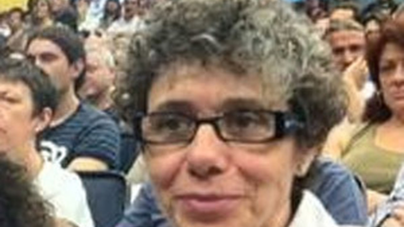 Así es Carmen Villares (IU)