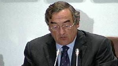 CEOE pide un despido improcedente de 20 días y de 12 para el procedente